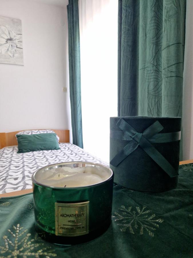 Motel "Tri Lovca" Knin Eksteriør bilde