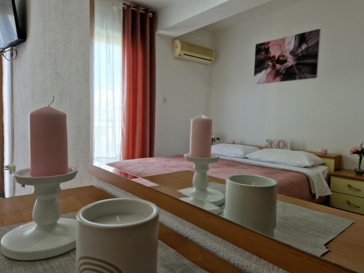 Motel "Tri Lovca" Knin Eksteriør bilde